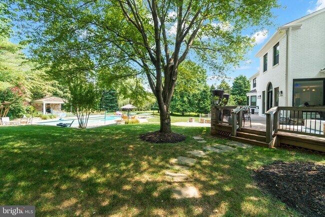 Building Photo - 9011 Saunders Ln