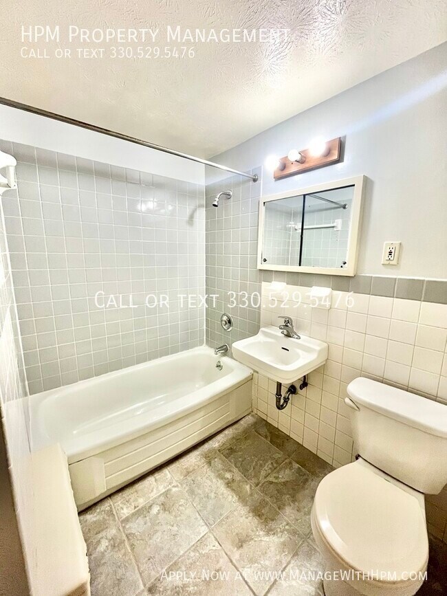 Concord House Apartments in Fairview Park, OH