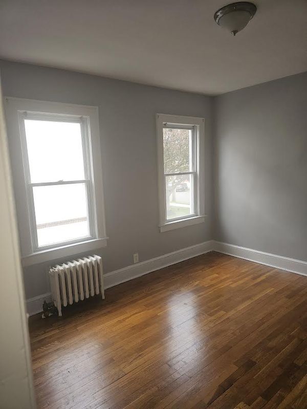 Foto del edificio - 429 Lincoln Ave