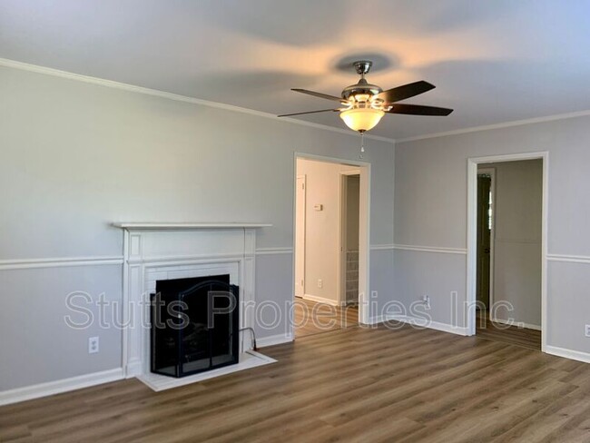 Building Photo - 3207 East 12th Avenue