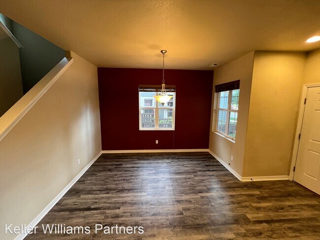 Building Photo - 3 br, 3 bath House - 1470 Gold Hill Mesa Dr