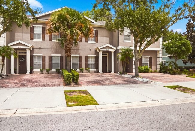 Photo - 2402 Caravelle Cir - 2402 Caravelle cir- Townhome- Furnished