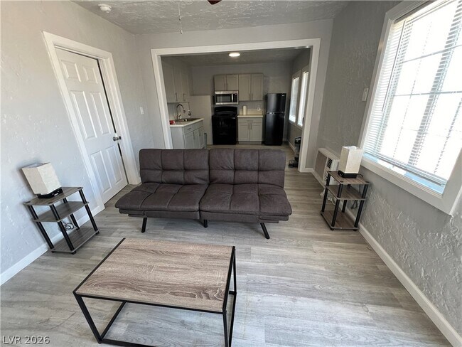 Building Photo - 1401 S Casino Center Blvd