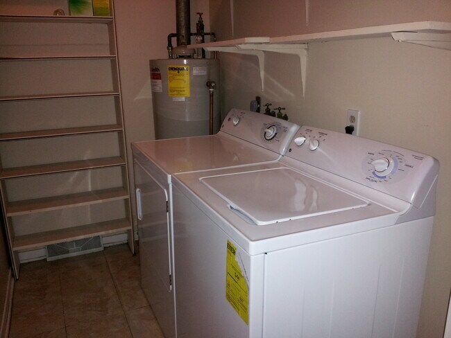 Foto del edificio - 1016 Christopher St