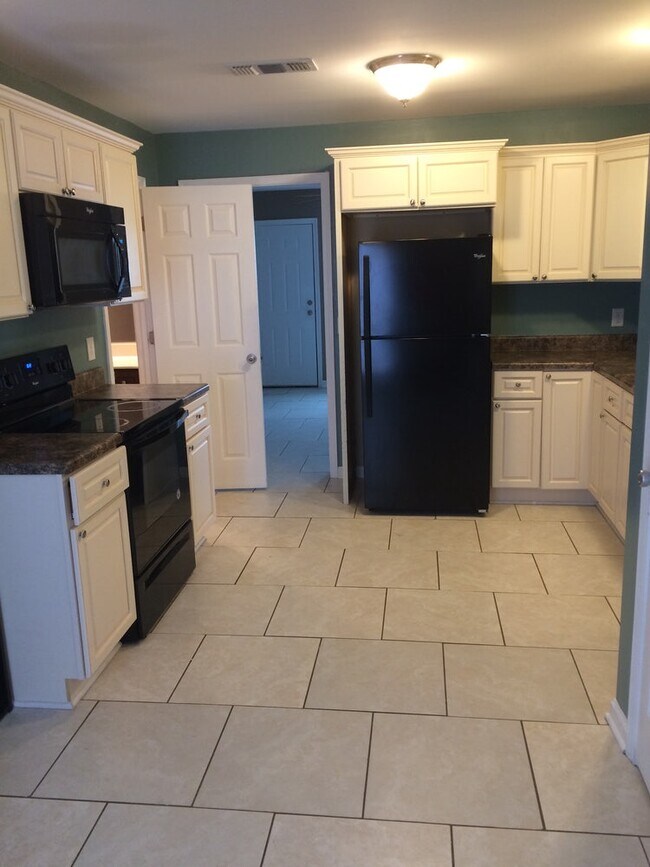 Foto del edificio - 531 Dill Ln