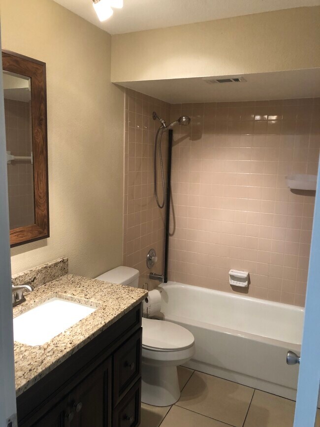 Foto del edificio - 7140 55th Ave N