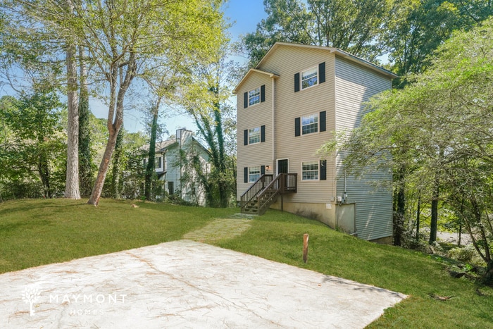 Foto del edificio - 4469 Longley Ln