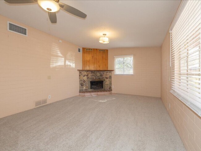 Foto del edificio - 2 Bedroom 2 Bathroom