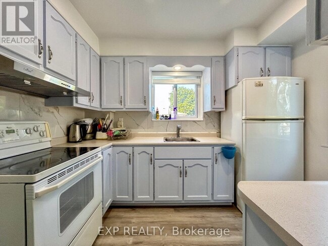 Building Photo - 295 Taylor Mills Dr S