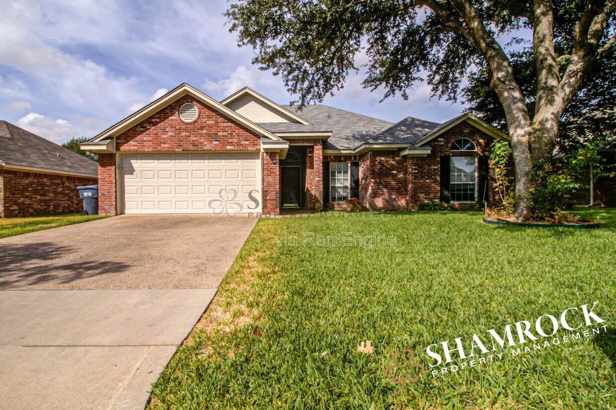 Foto principal - 3005 Comanche Trail