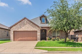Building Photo - 3033 Beaver Creek Dr