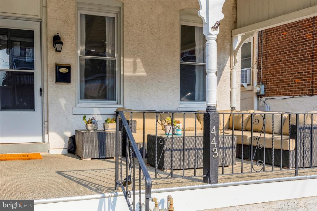 Foto principal - 443 Depot St