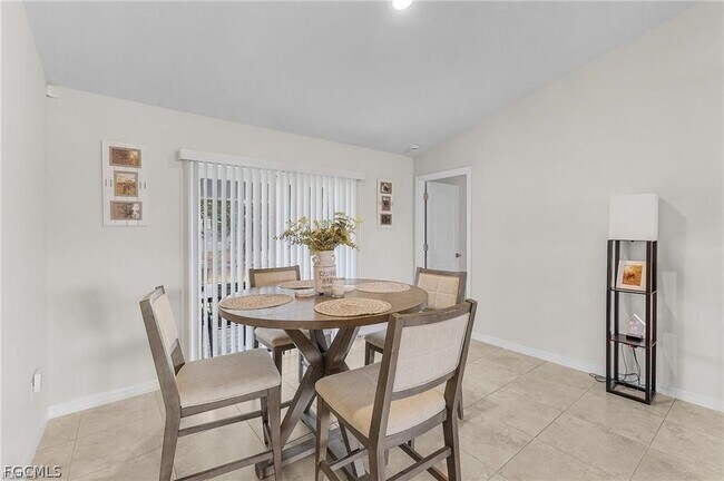 Foto del edificio - 4109 NE 22nd Ave