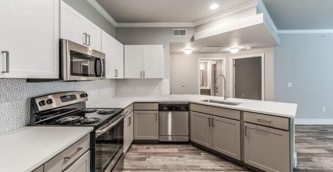 Building Photo - 1 bedroom in Conroe TX 77384