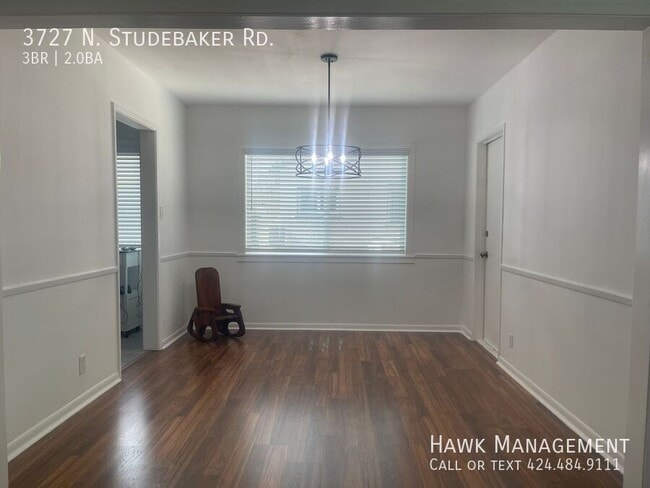 Foto del edificio - 3727 N Studebaker Rd