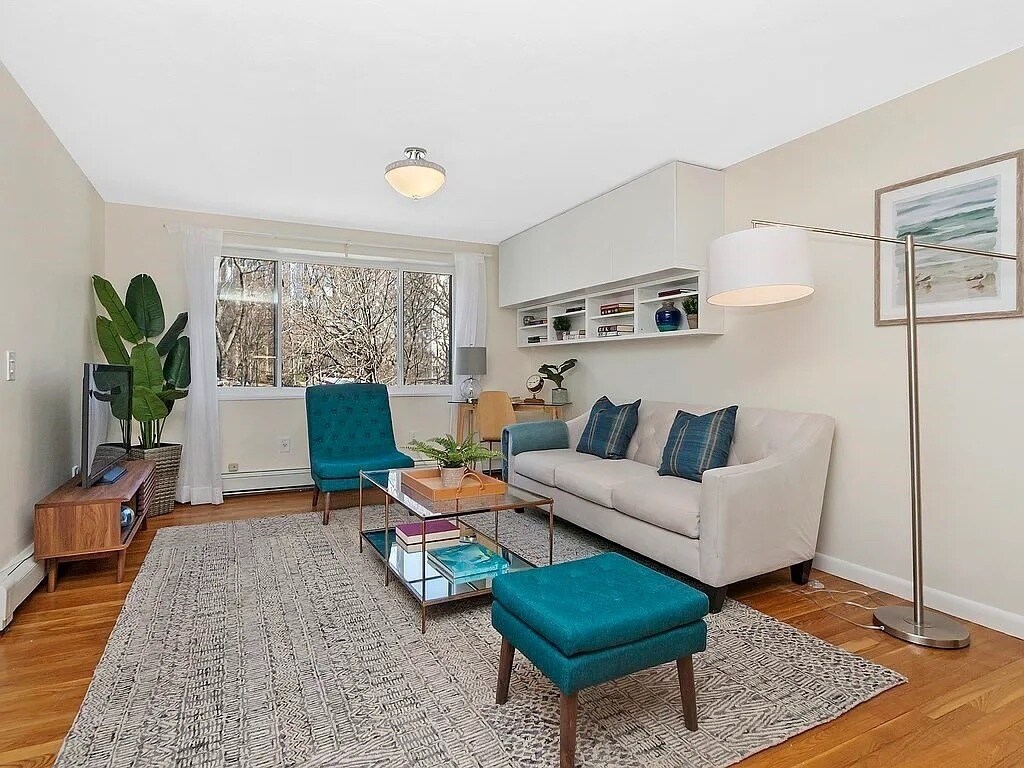 Photo - 197 Kent St (Brookline, MA)