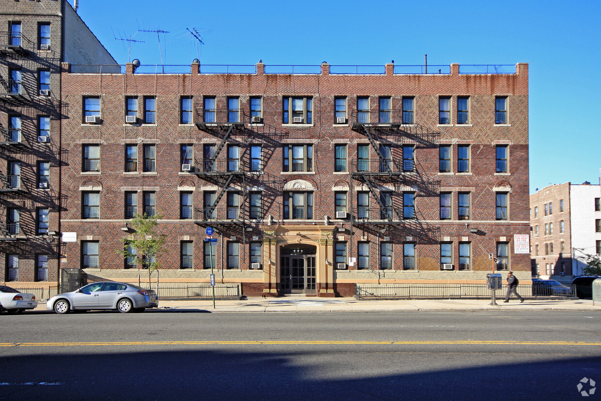 Building Photo - 166 Rockaway Pky