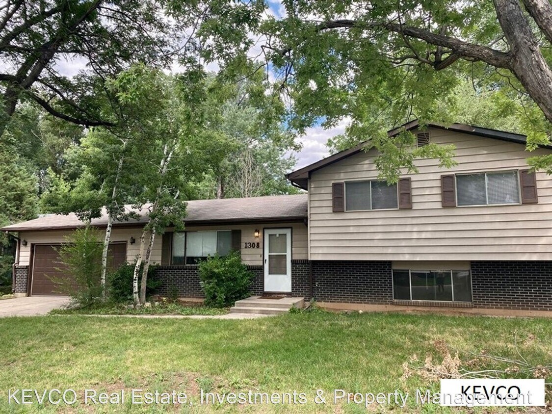Primary Photo - 4 br, 2 bath House - 1308 Brentwood Dr