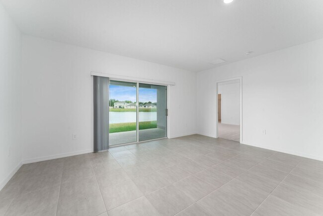 Foto del edificio - Almost New 4/3.5 Home with Waterview and 2...