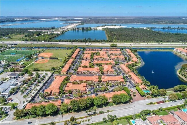 Foto del edificio - 11549 NW 62nd Terrace