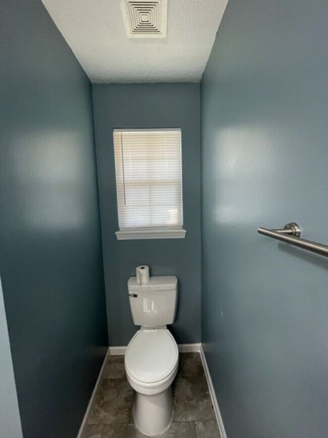 Building Photo - COMING SOON! Gorgeous Walkout Basement Hom...