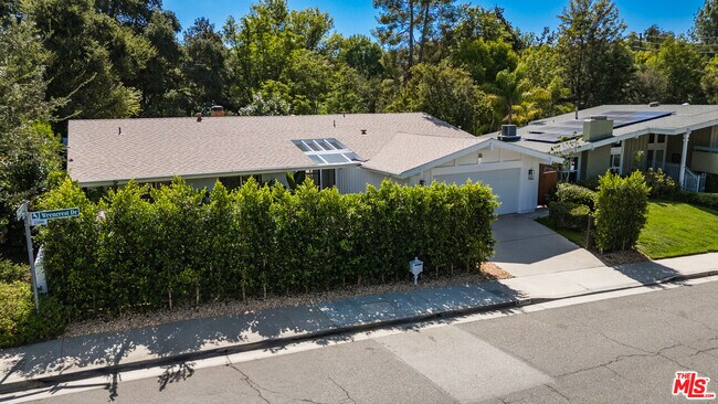 Foto del edificio - 23020 Wrencrest Dr