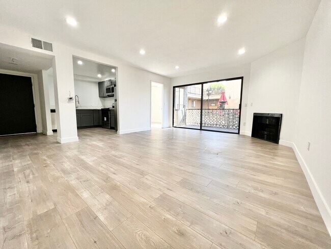 Foto del edificio - 11941 Weddington St