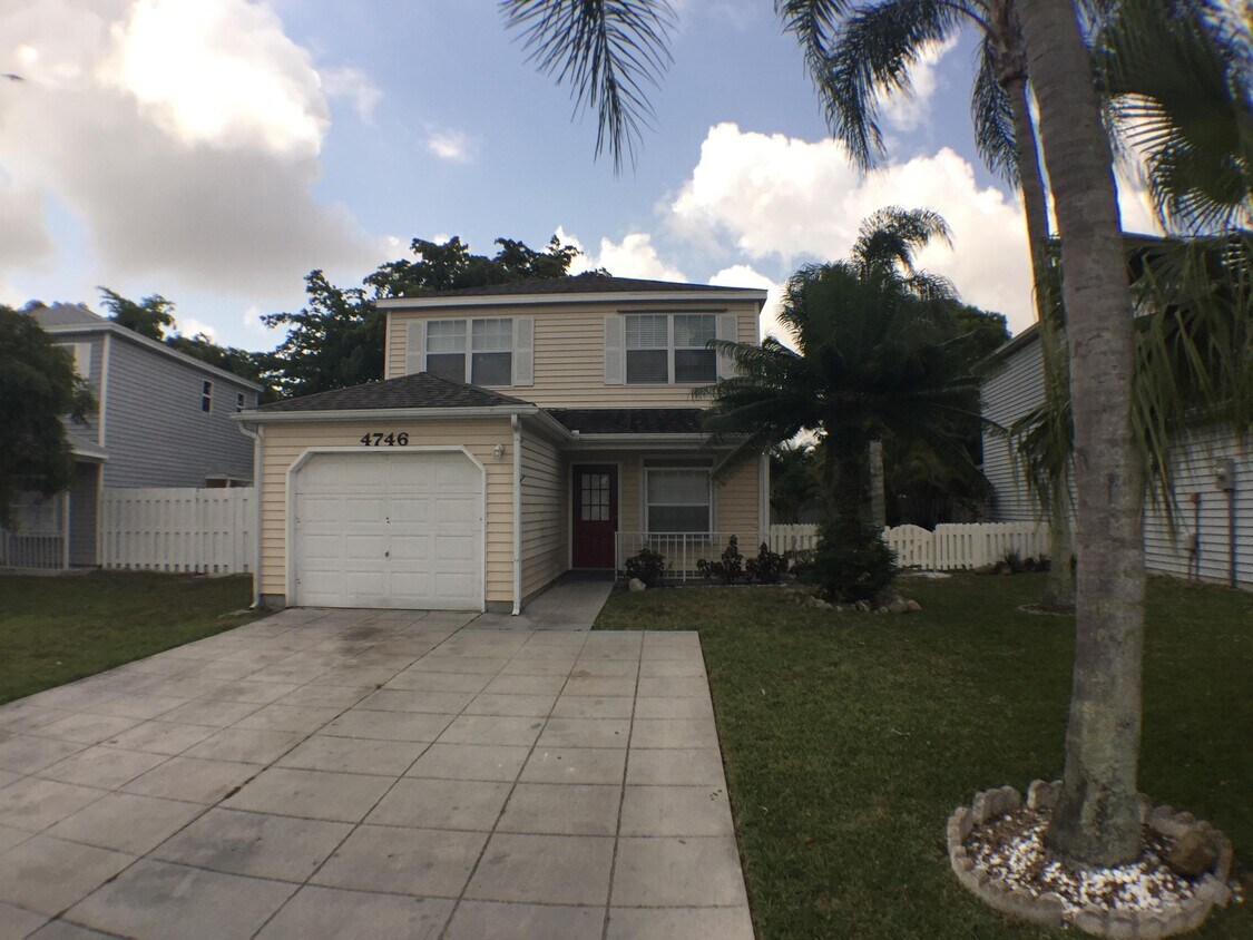 4746 Lakeside Cir, West Palm Beach, FL 33417 House Rental in West