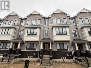 Building Photo - 14 Kingbird Cmn