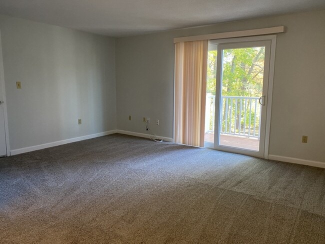 Foto del edificio - 11 Silver Hill Ln