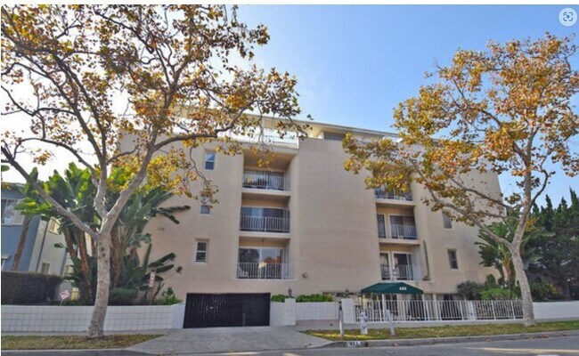 Foto del edificio - 423 S Rexford Dr