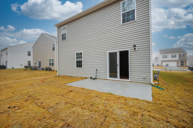 Building Photo - 538 King Clover Ln