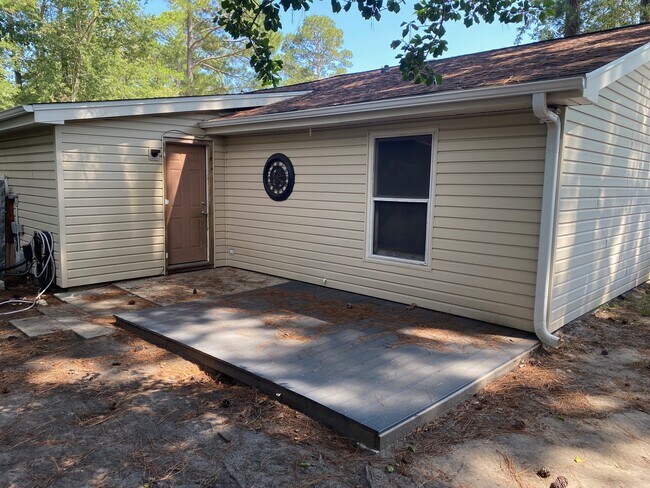 Fotografía del edificio - 4036 Maritimes Ct