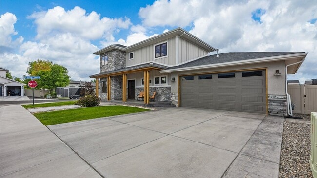 Photo - 2545 Fryingpan Dr House