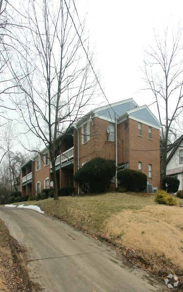 Building Photo - 3126 Troy Ave