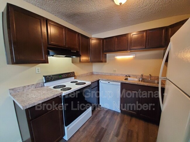 Foto del edificio - 909 Pattee Creek Dr