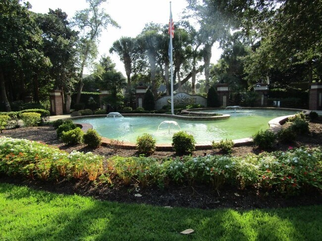 Foto del edificio - 703 Tradewind Ct