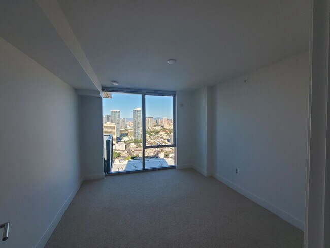 Foto del edificio - Azure.  So convenient!