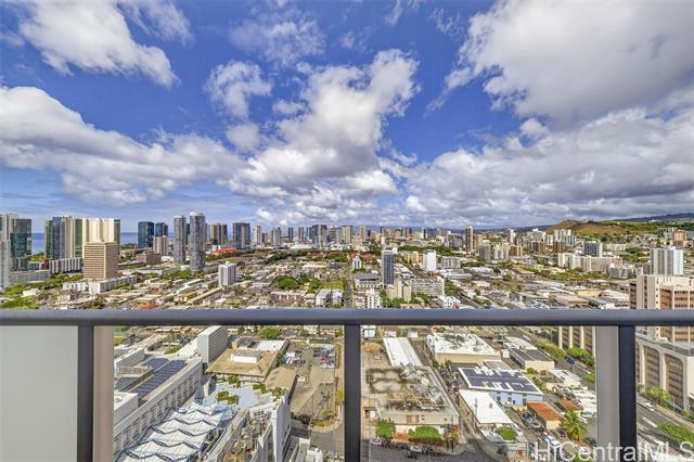 Foto del edificio - 1515 Liona St