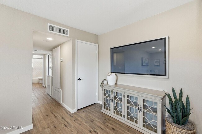 Foto del edificio - 4756 E Moreland St