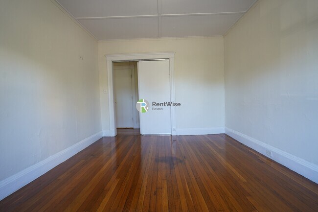 Building Photo - 1175 Boylston St