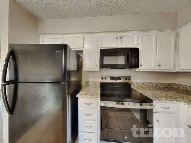 Building Photo - 2309 Rolling Creek Run