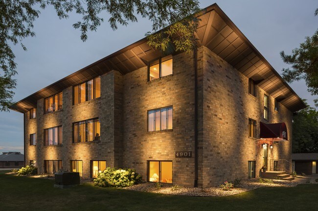 Foto principal - Southern Hills Apartments