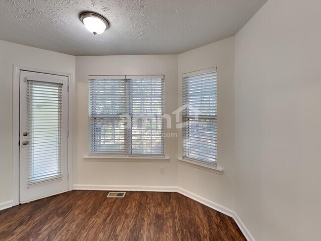 Foto del edificio - 1167 Bramlett Forest Ct SE