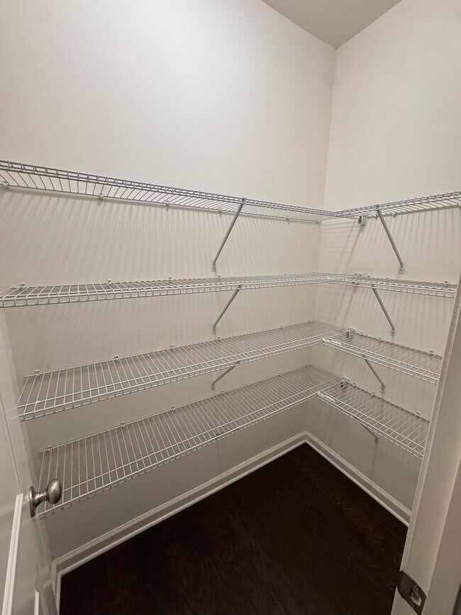 Foto del edificio - 2680 Stonekey Bend