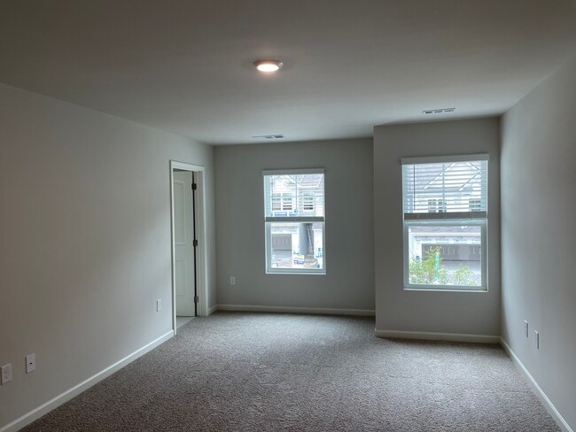 Building Photo - 3101 Greyton Dr