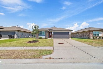 Building Photo - 14819 Cold Water Dr