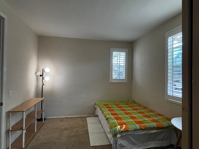 Foto del edificio - 2695 W Madison Cir