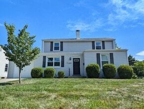 Building Photo - 2063 Inchcliff Rd