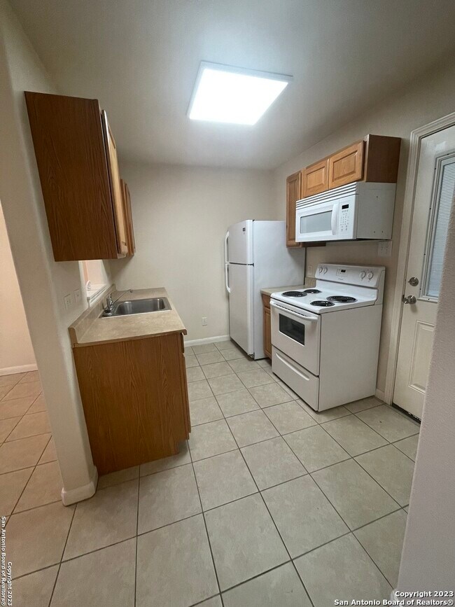 Foto del edificio - 440 Clearview Canyon